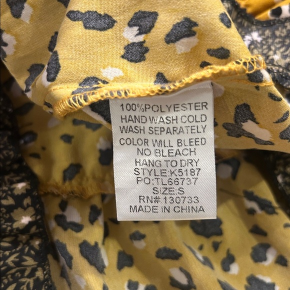 Umgee Leopard Print Bell Sleeve Mini Dress Ruffle Detail Tassel Tie Size Small - Picture 8 of 10